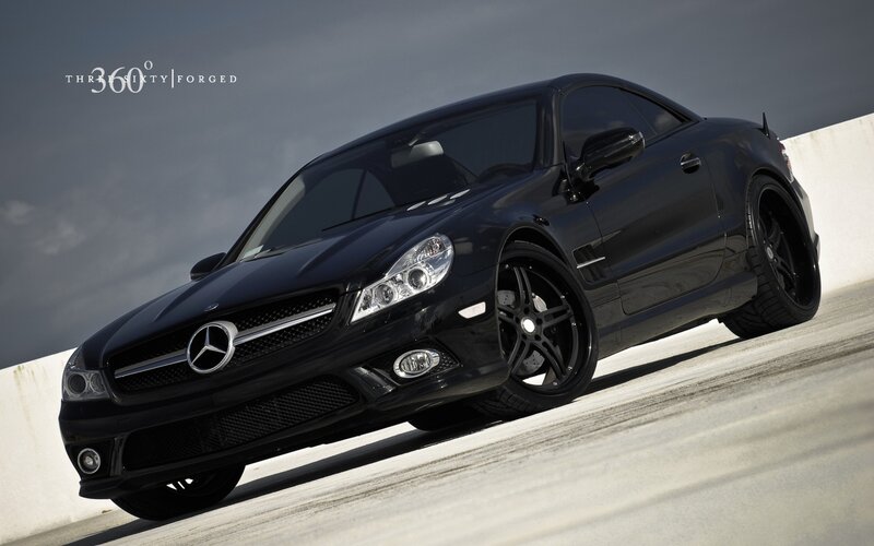 Black Mercedes-Benz SL63 AMG