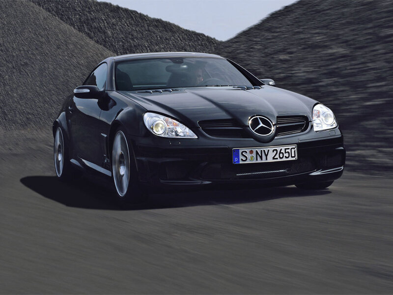 Black Mercedes-Benz SLK speeding