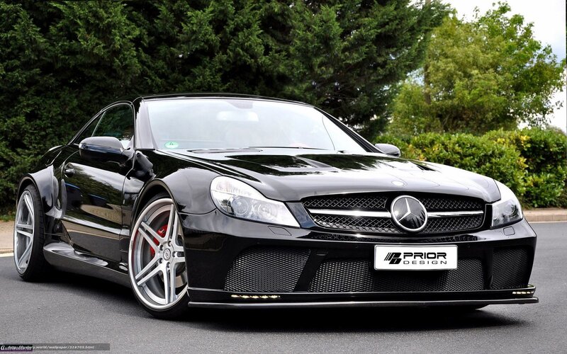 black mercedes-benz slr