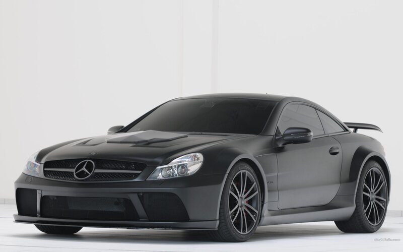 black mercedes-benz slr