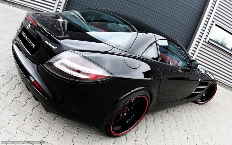Black Mercedes-Benz SLR McLaren