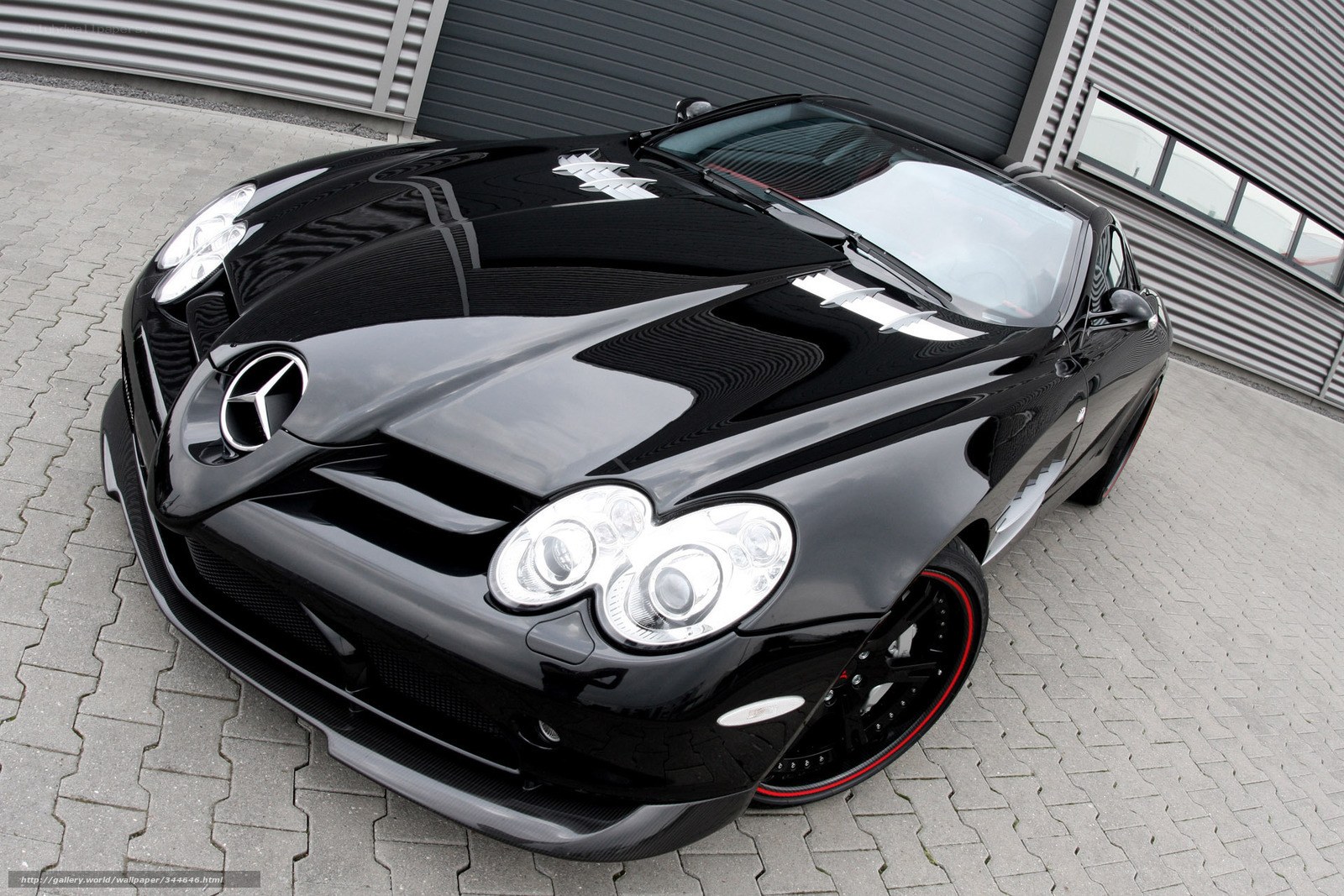 Black Mercedes-Benz SLR McLaren