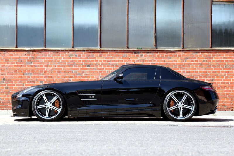 Black Mercedes-Benz SLS AMG
