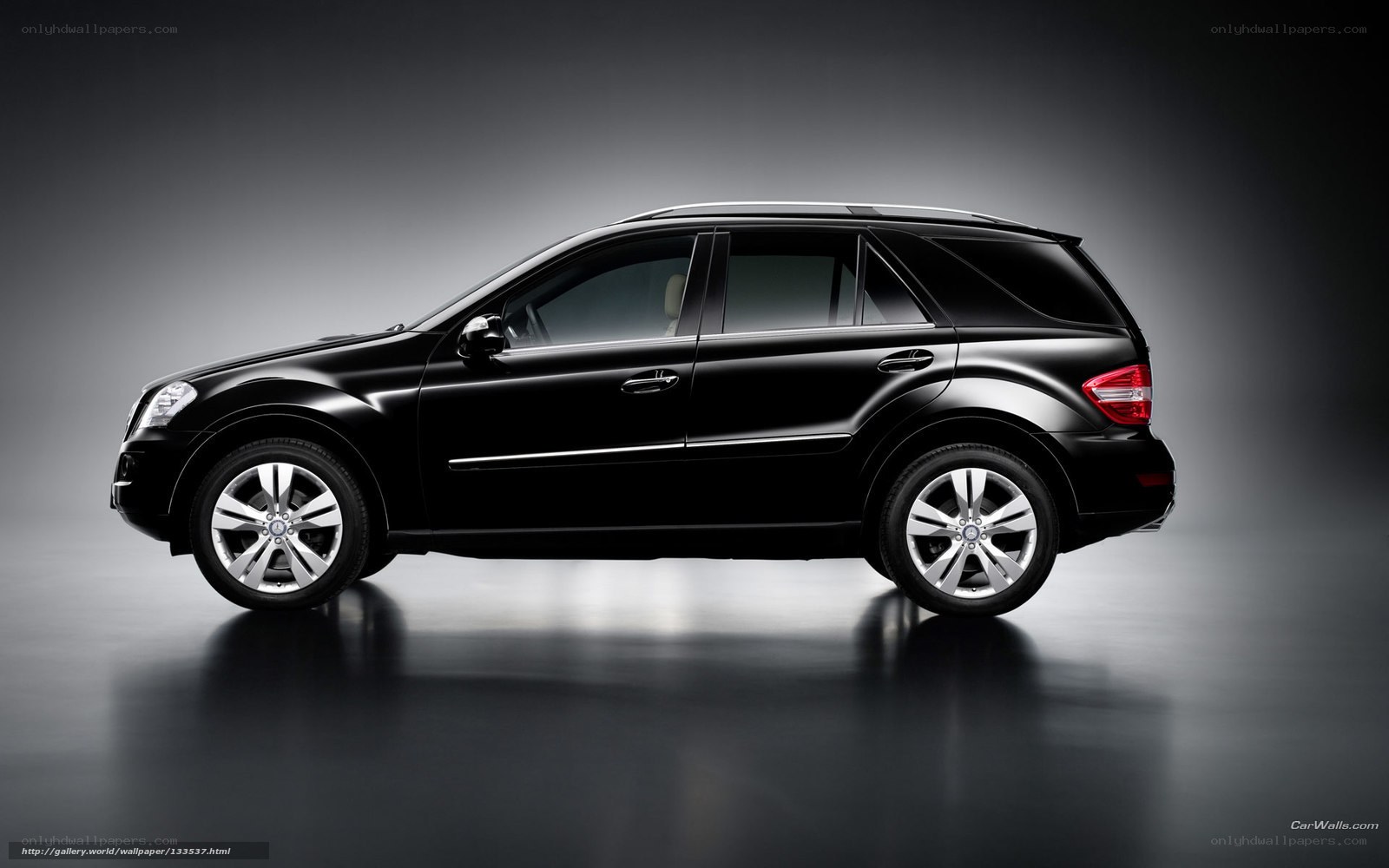 black mercedes-benz suv