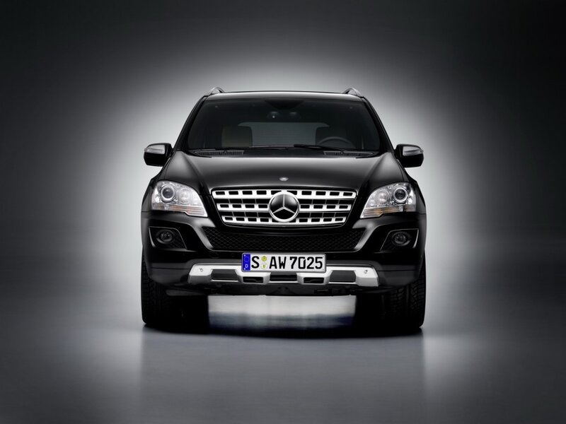 Black Mercedes-Benz SUV front view