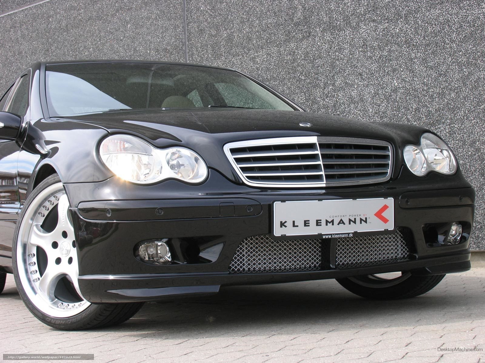 black mercedes c-class with kleemann