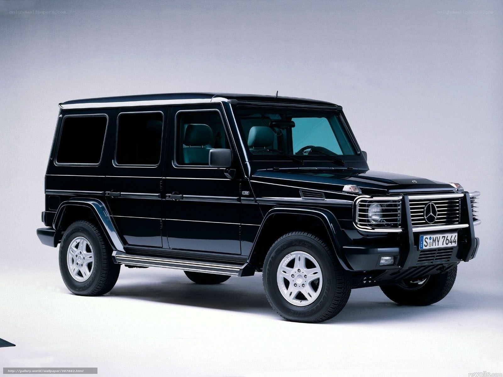 black mercedes g-class suv