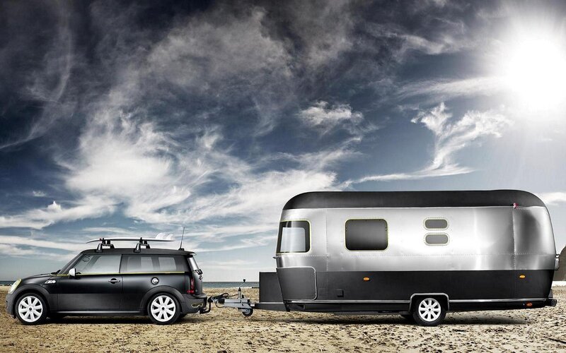 Black Mini Cooper with Trailer — Dramatic