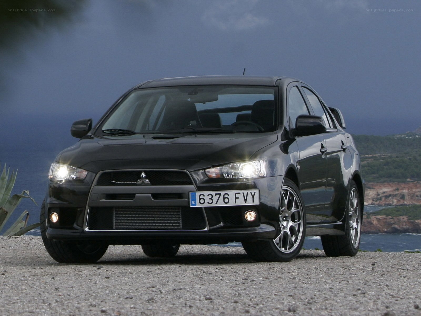 Black Mitsubishi Lancer