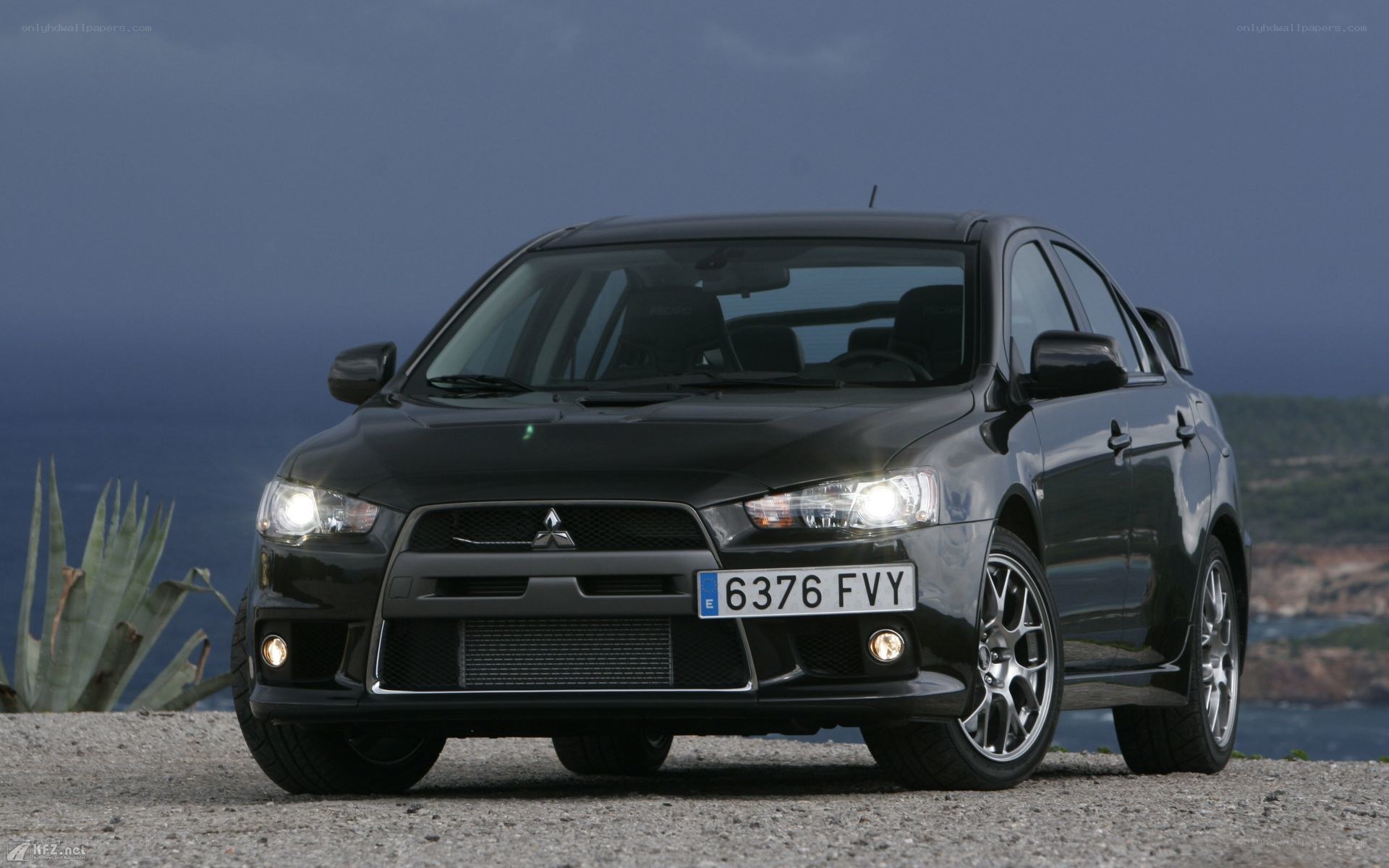 Black Mitsubishi Lancer