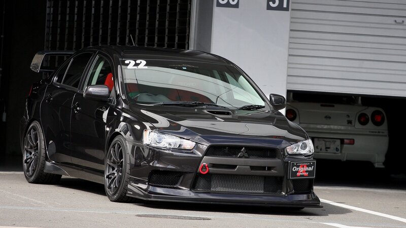 Black Mitsubishi Lancer — Dramatic, Afternoon, Photograph