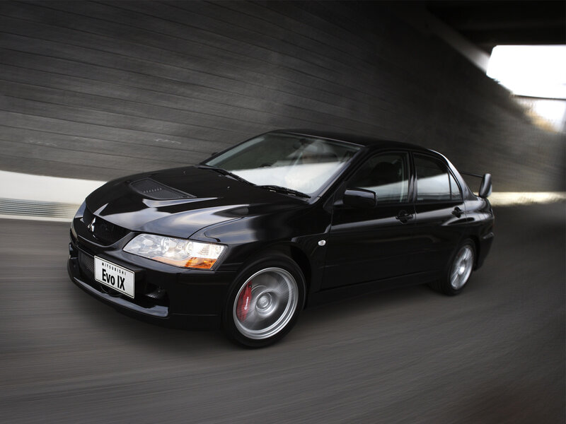 Black Mitsubishi Lancer Evolution IX