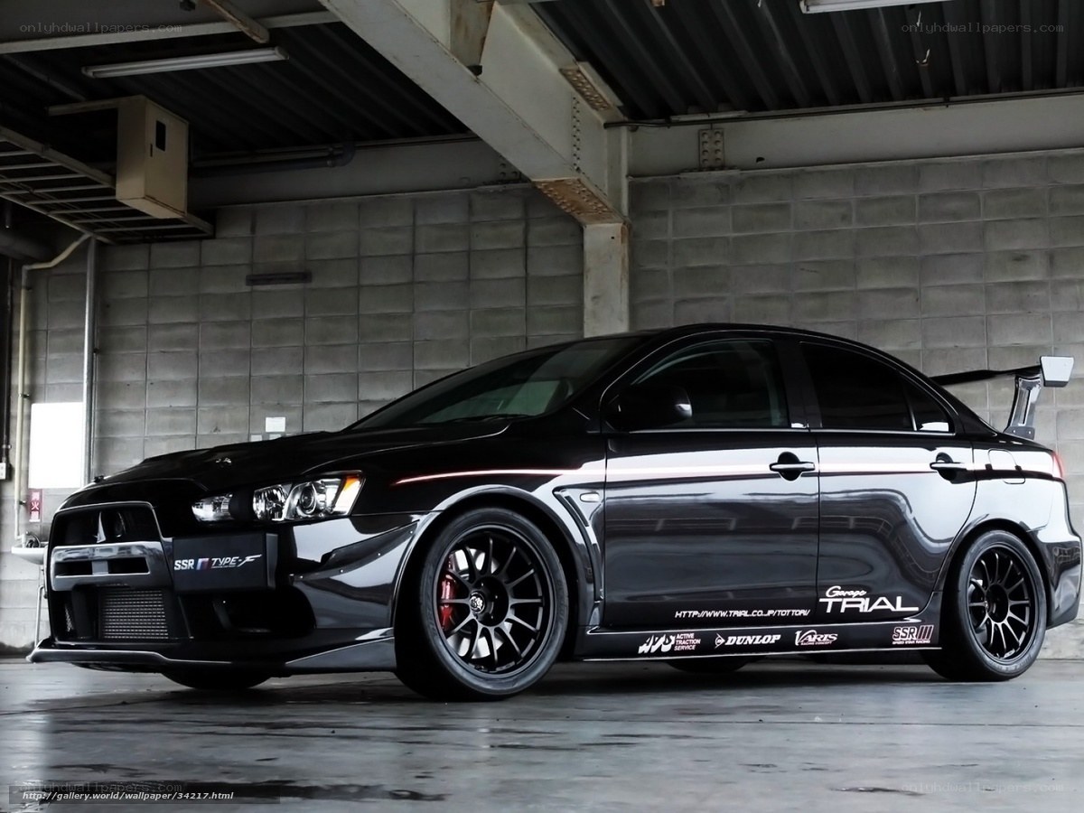 black mitsubishi lancer evolution