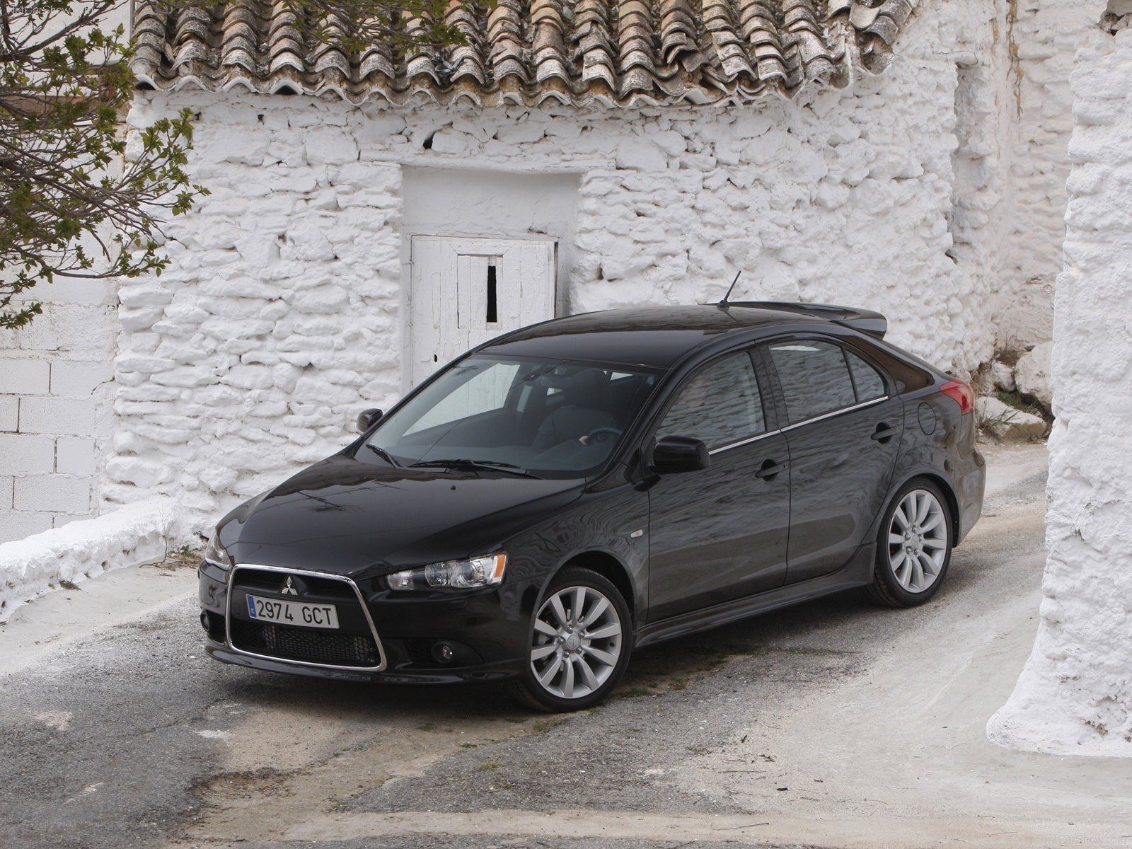 Black Mitsubishi Lancer GCT