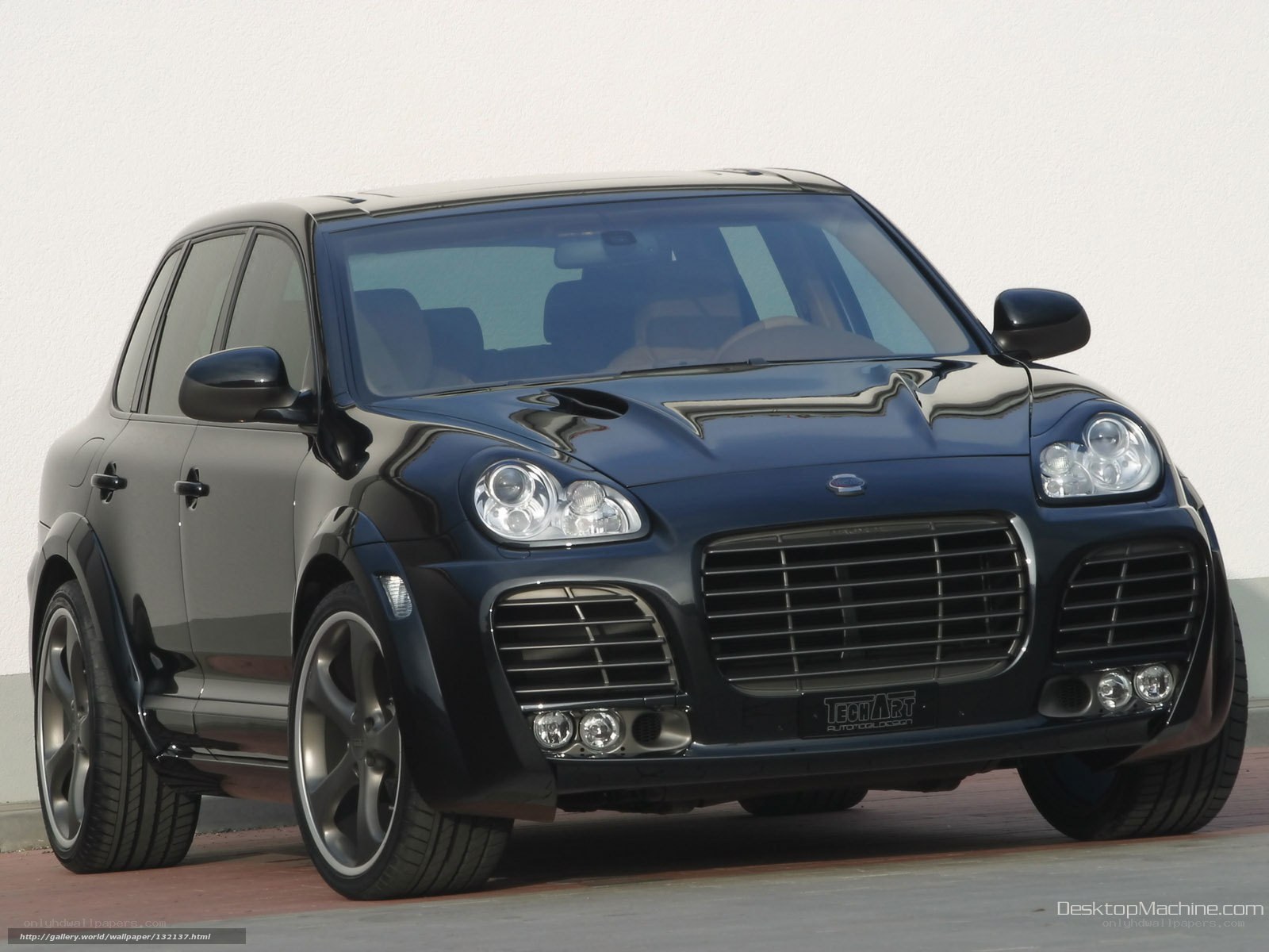 black modified porsche cayenne