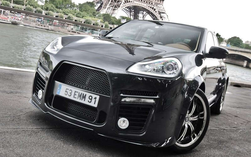 Black Modified SUV — Urban
