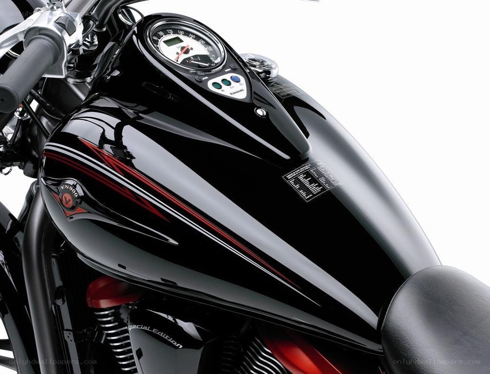 black motorcycle fuel tank