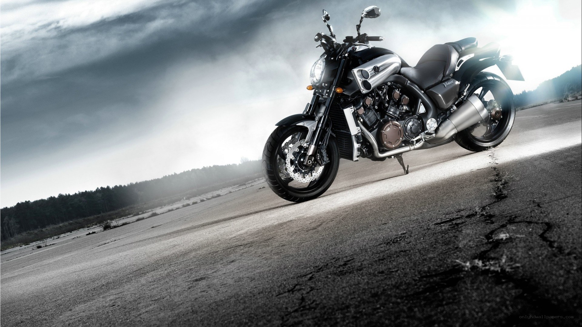 black motorcycle on asphalt