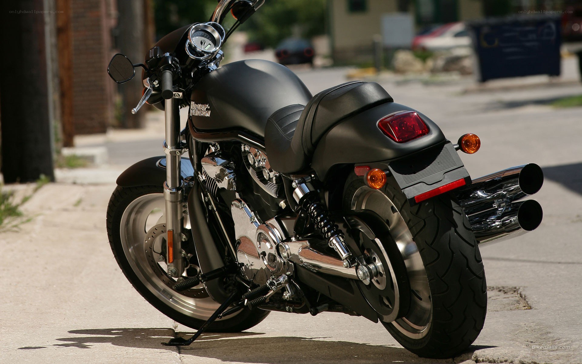 black motorcycle on street