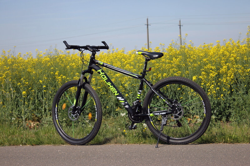 Black Mountain Bike — Serene