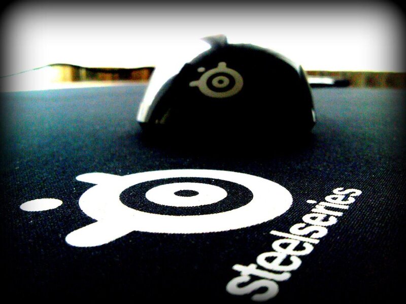 Black Mouse on Mat