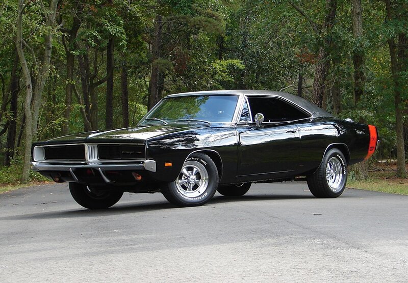Black Muscle Car — Calm