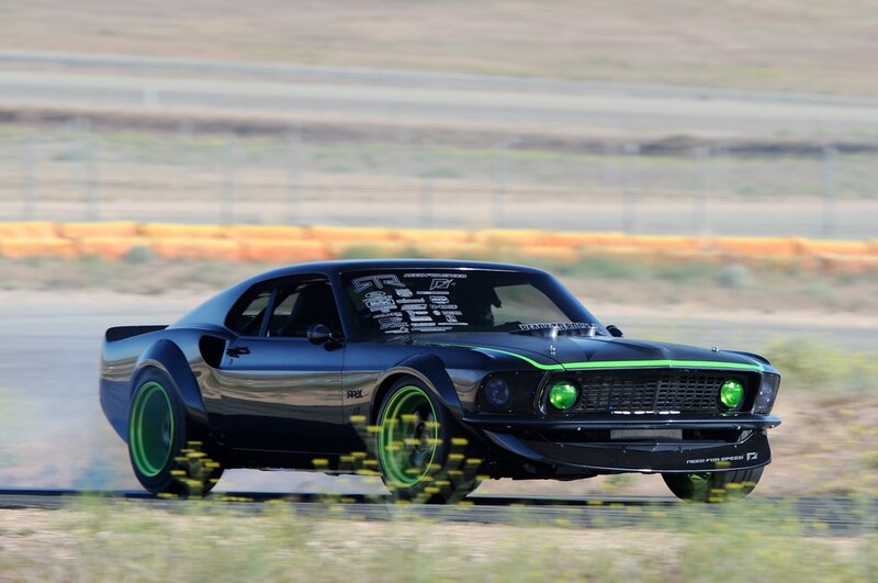 Black Muscle Car — Dynamic, Afternoon, Photograph, Race Track, Green Wheels