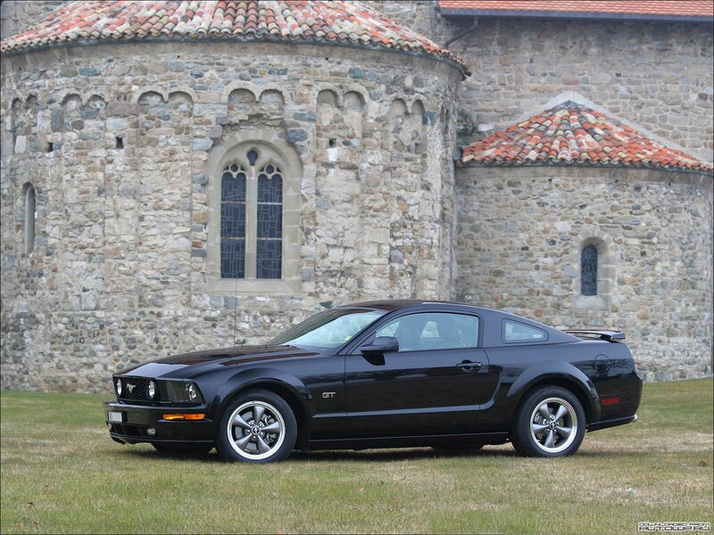 Black Mustang Gt Car — Calm, Afternoon