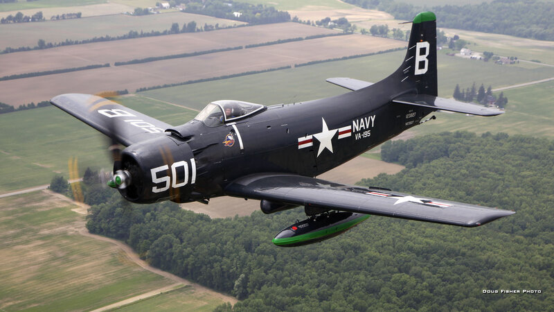 Black Navy Plane — Dynamic