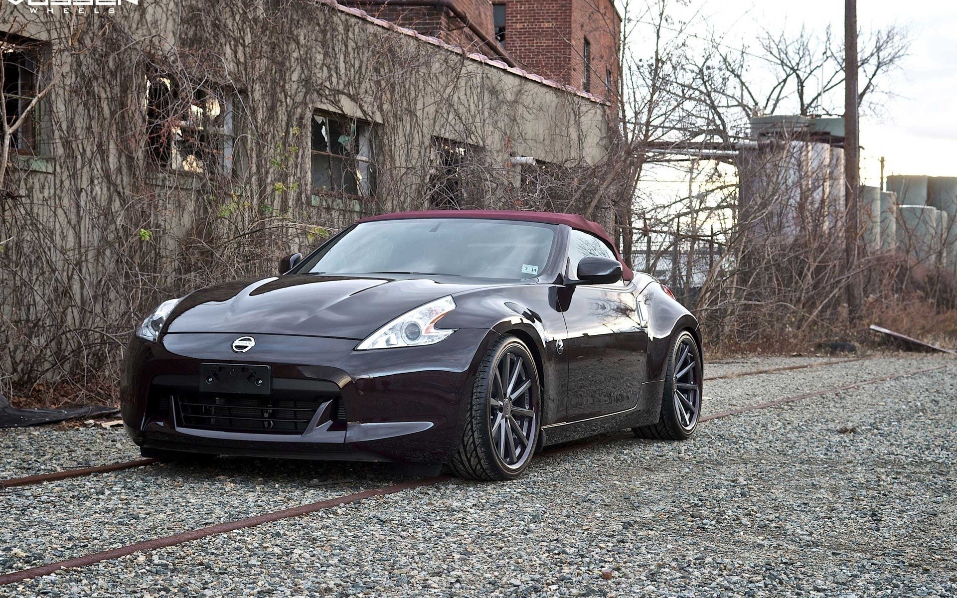 Black Nissan 370Z convertible