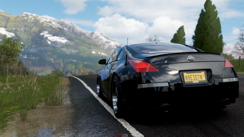 Black Nissan Fairlady Z — Serene