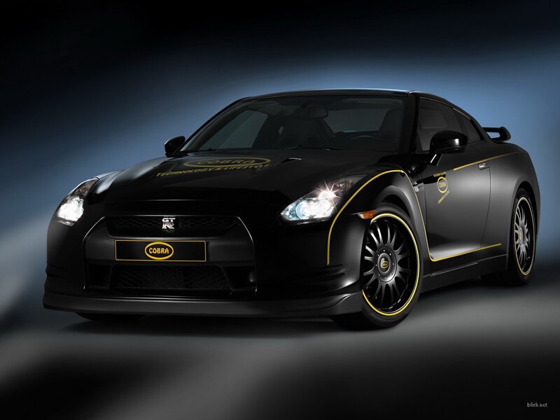 Black Nissan GT-R Cobra