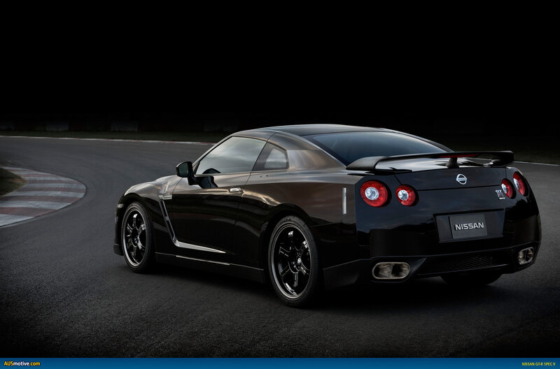 Black Nissan Gt-r — Dramatic