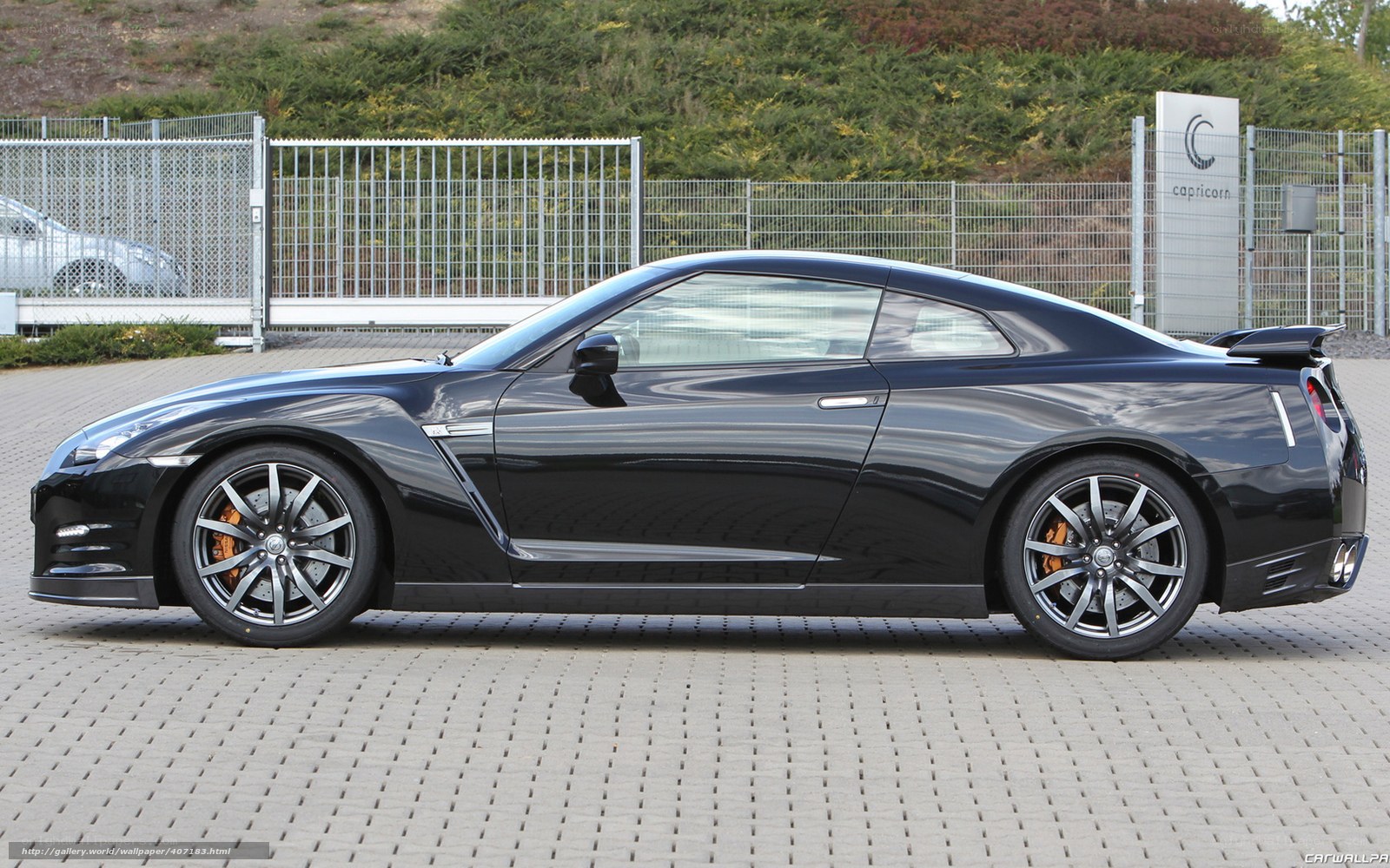 black nissan gt-r sports car