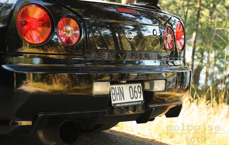 Black Nissan Skyline — Serene