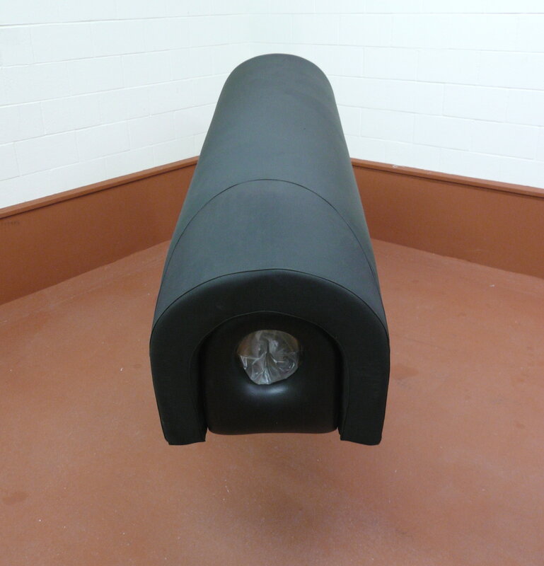 black padded equipment piece