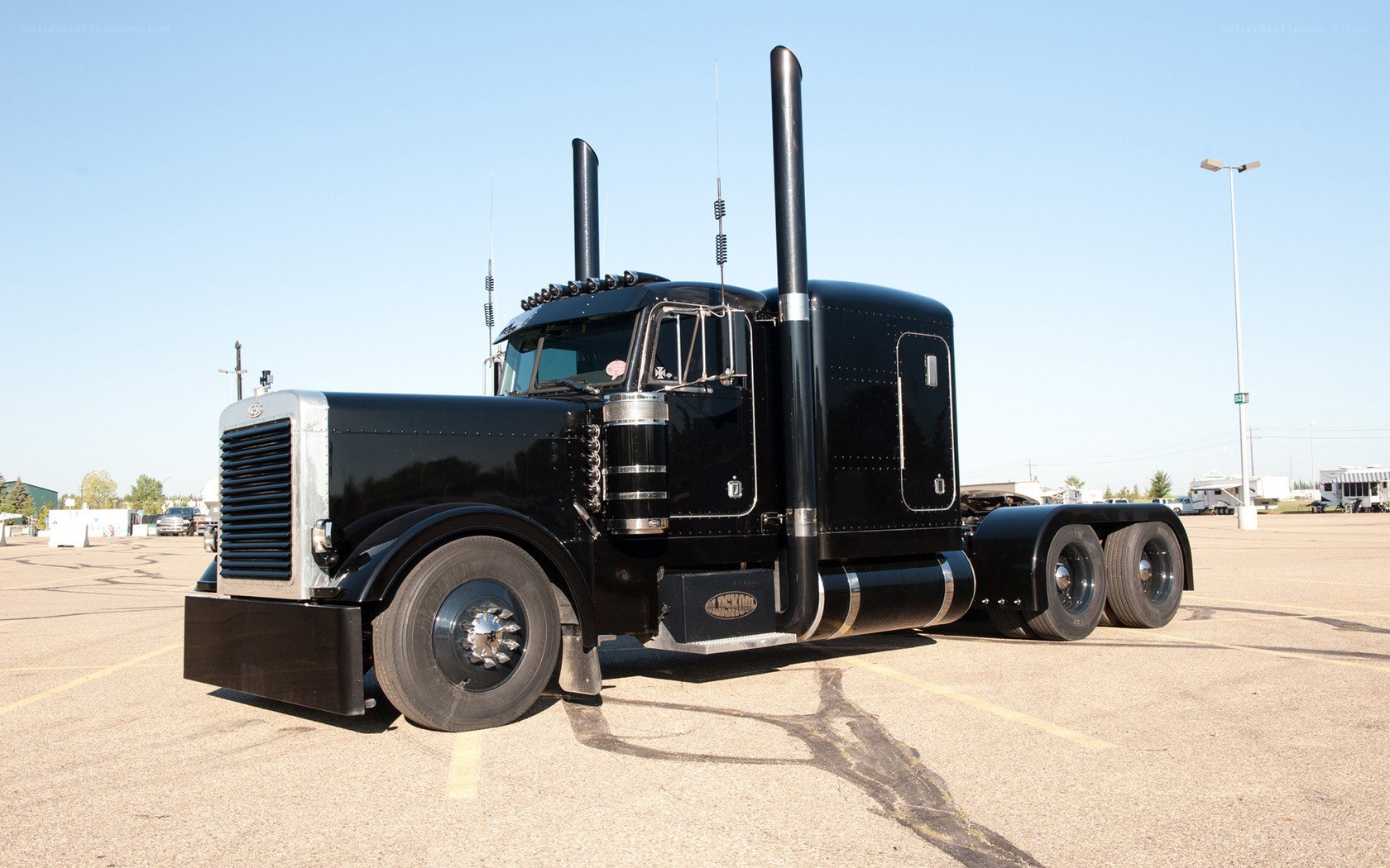black peterbilt semi-truck