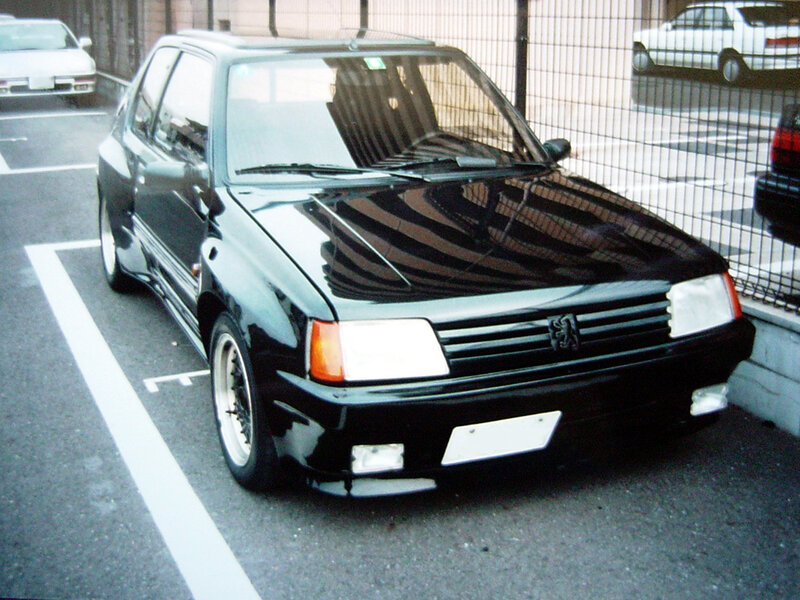 Black Peugeot 205