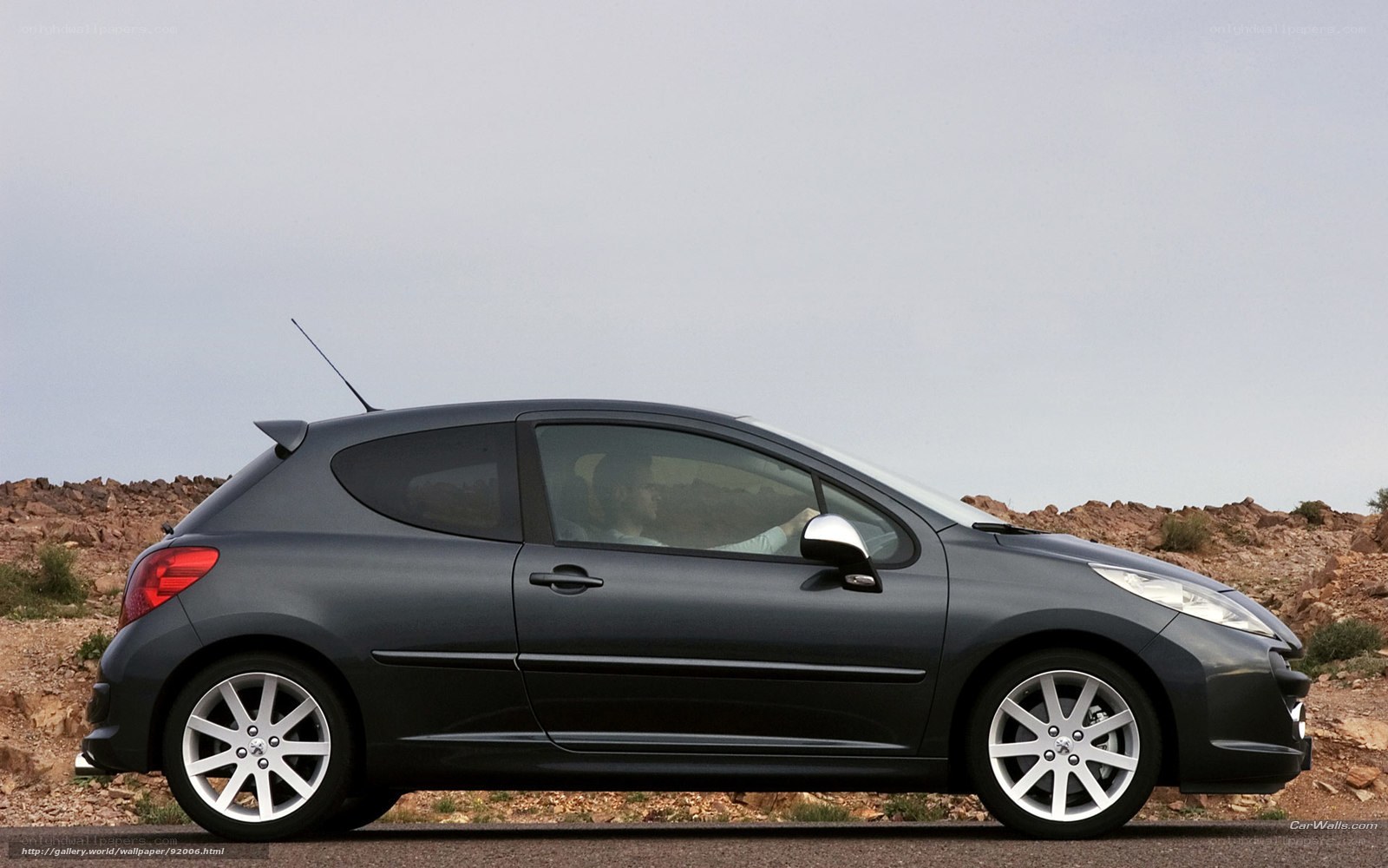 black peugeot 207 hatchback