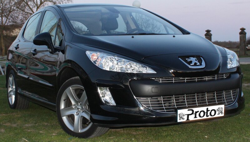 black peugeot 308 car