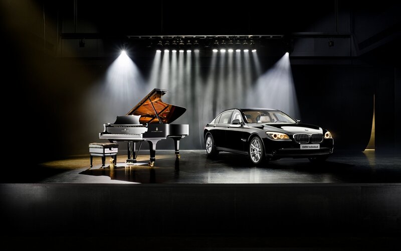 Black Piano and Car — Dramatic, Photograph