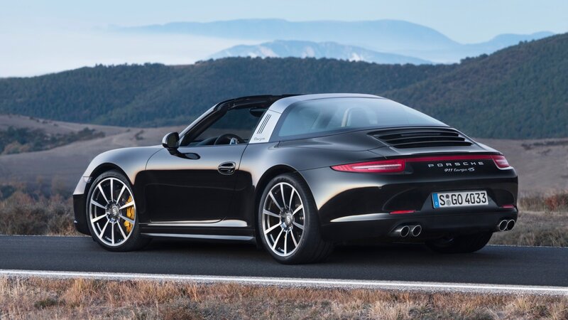 Black Porsche 911 Targa