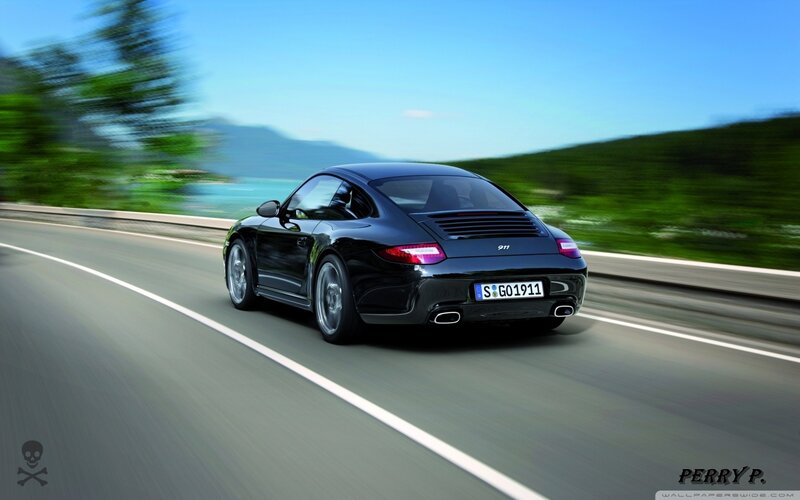 Black Porsche 911
