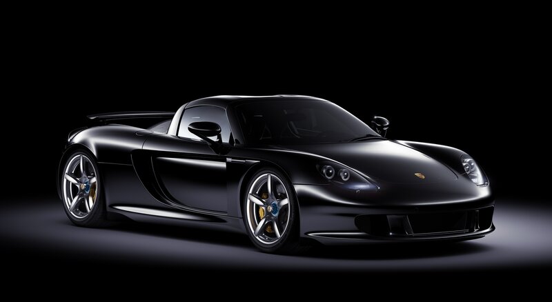 Black Porsche Carrera GT