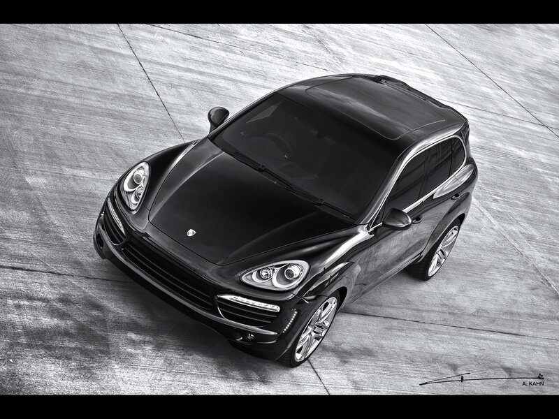 black porsche cayenne