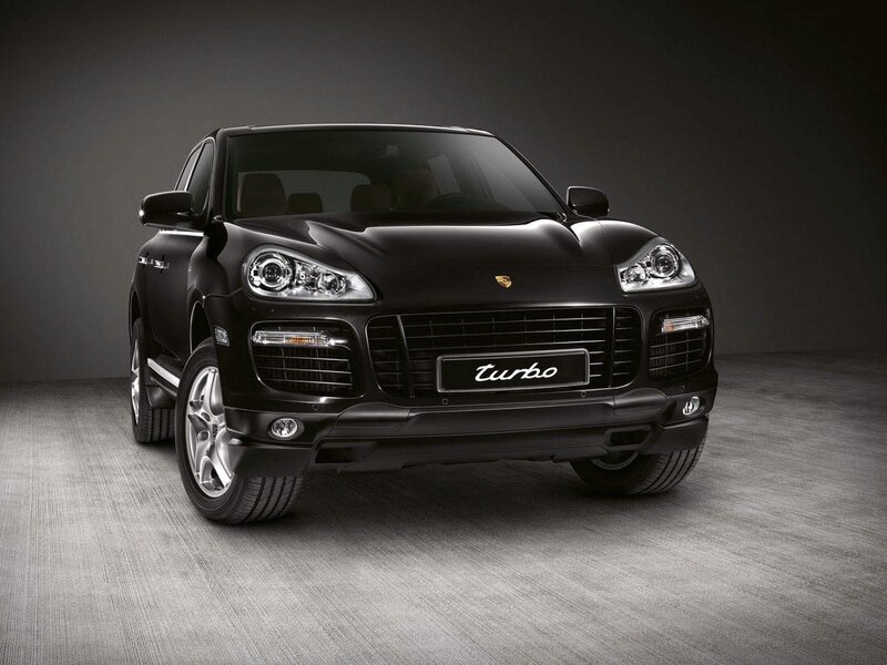 Black Porsche Cayenne Turbo