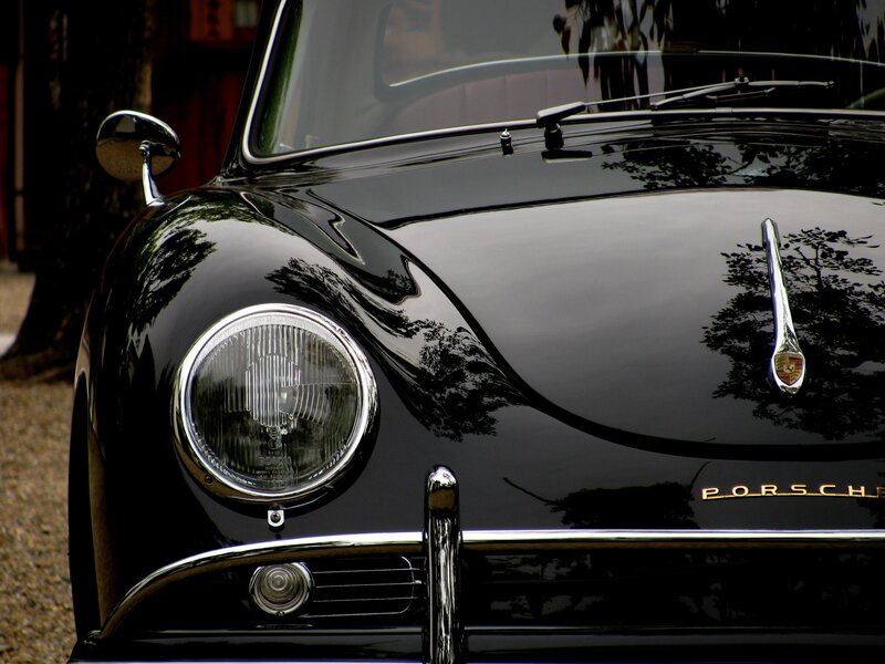 Black Porsche classic car front