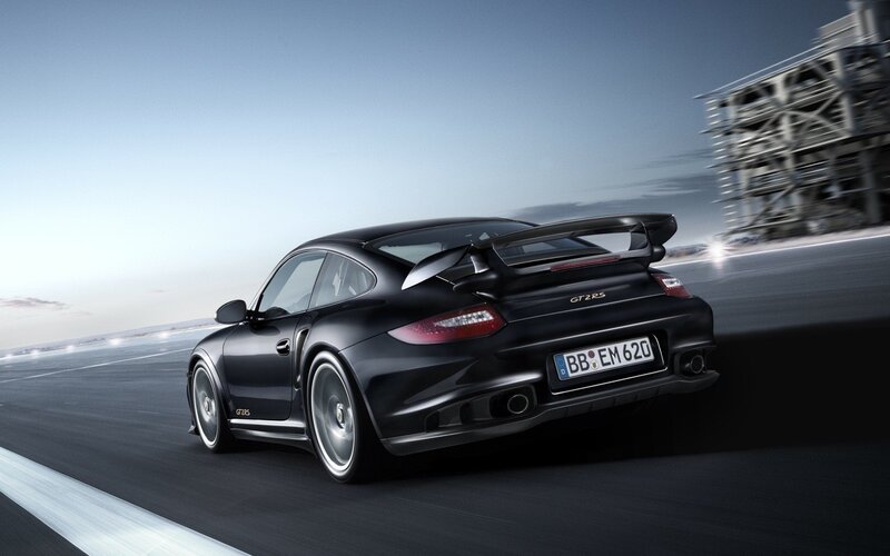 Black Porsche GT2 RS on track