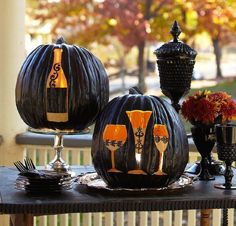 Black Pumpkins with Wine Design