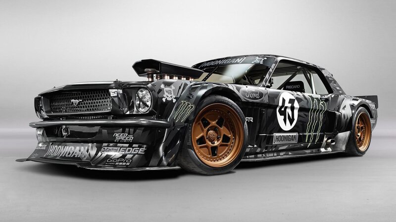 Black Race Car — Aggressive, Photograph, Ford Mustang